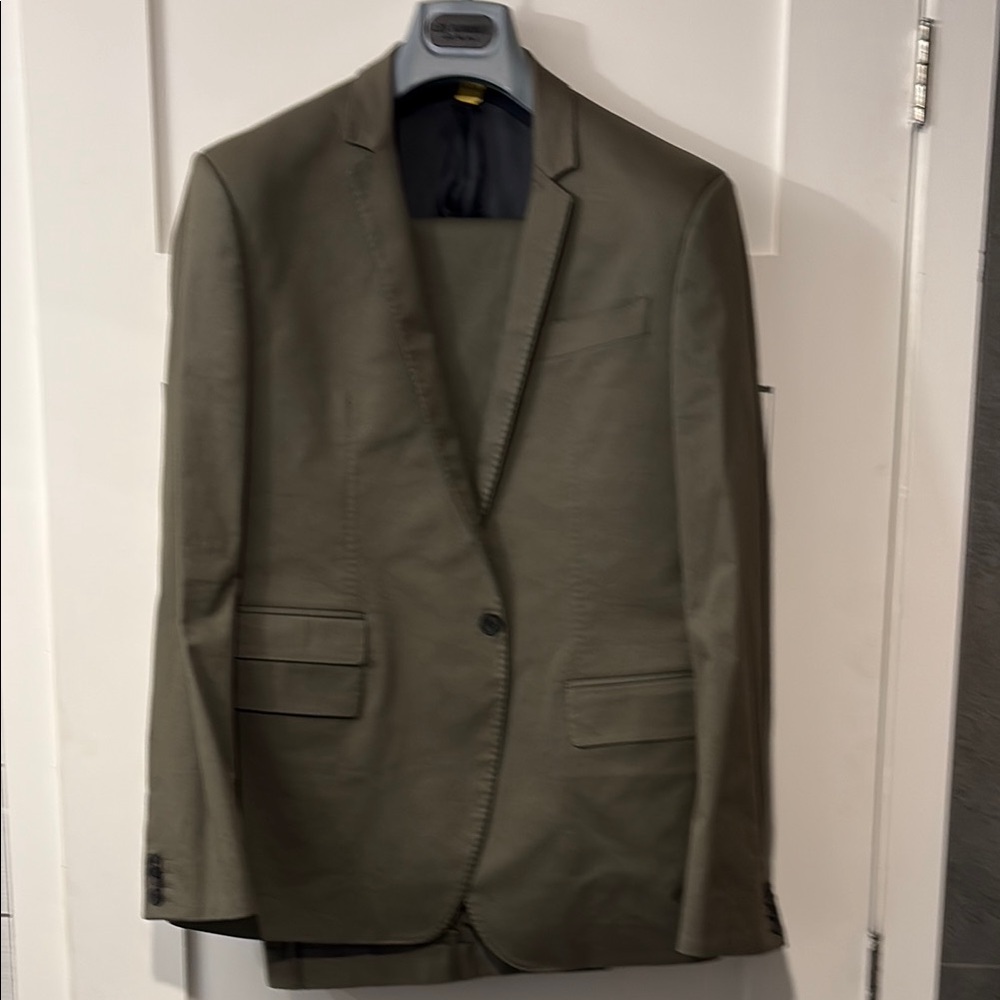 Les Hommes Green Modern Suit